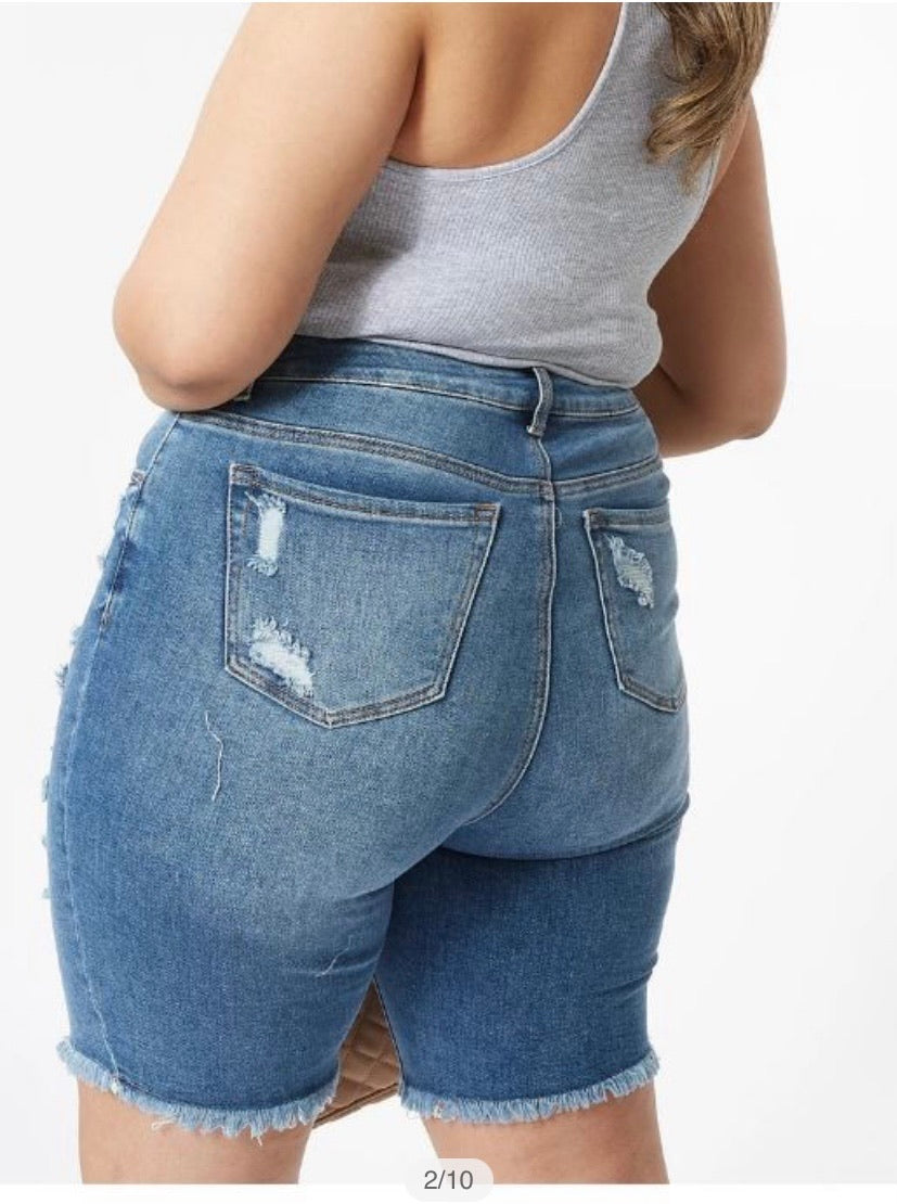 Distressed Bermuda Jeans